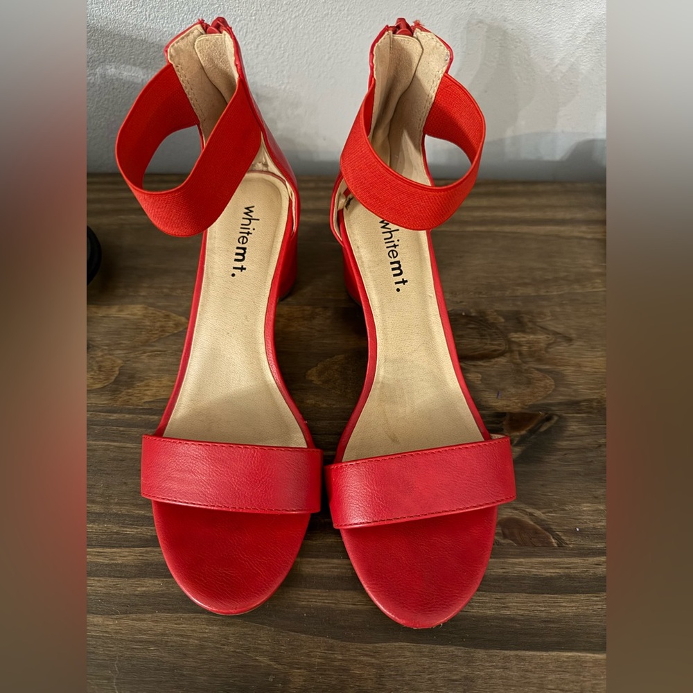 White Mt. Red Chunky Heel Sandals